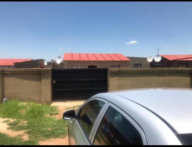 2 BEDROOM HOUSE FOR SALE IN PALM RIDGE